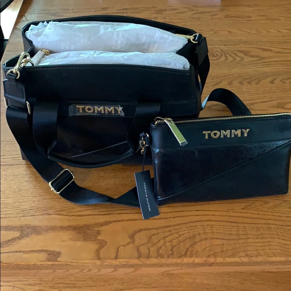 Black purse with matching clutch